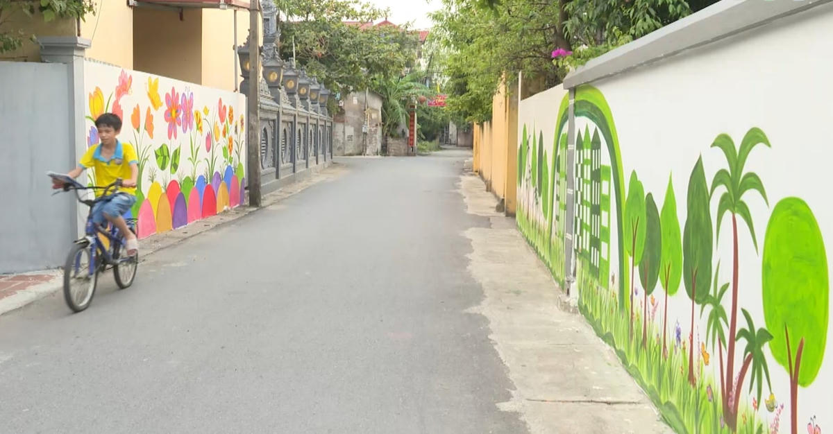 Những con đường nông thôn mới được hình thành từ lòng dân, sức dân. Ảnh: Xuân Cát.