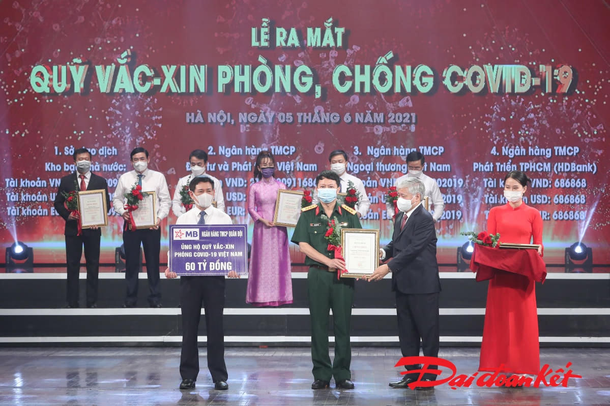 Ra mắt Quỹ Vaccine phòng, chống Covid-19: Chung tay đẩy lùi đại dịch 