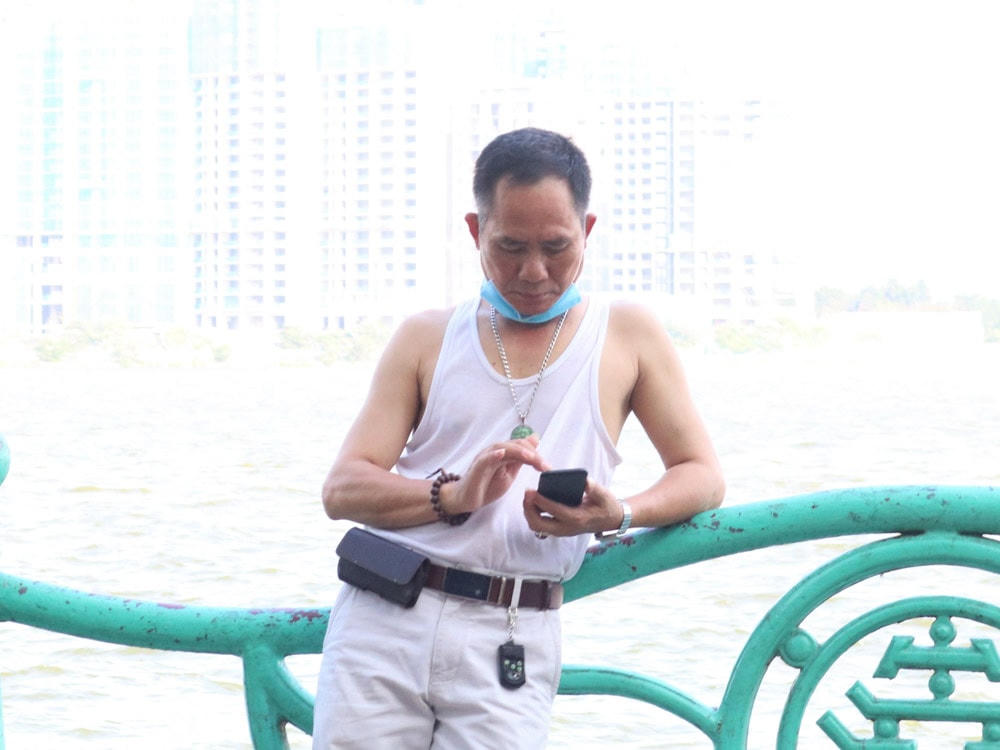 Người dân thờ ơ với các khuyến cáo của Bộ Y tế.