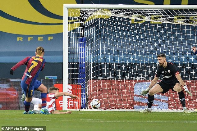 Messi nhận thẻ đỏ, Barcelona tan mộng giành Siêu Cup Tây Ban Nha