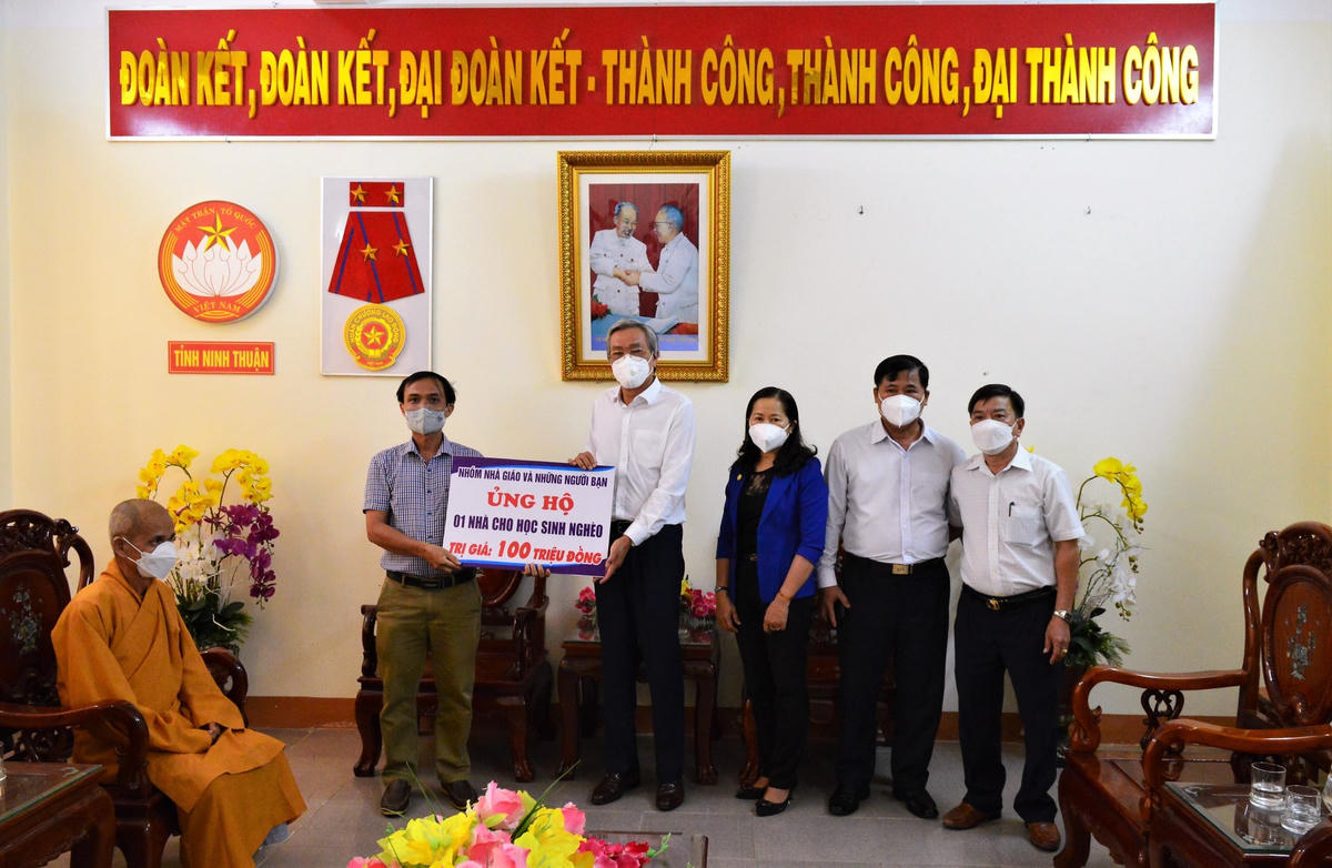 Mặt trận Ninh Thuận tiếp nhận ủng hộ của các tổ chức, cá nhân