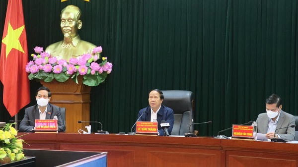 Ông Lê Văn Thành - Ủy viên Trung ương Đảng, Bí thư Thành ủy, Chủ tịch HĐND TP Hải Phòng chủ trì Hội nghị