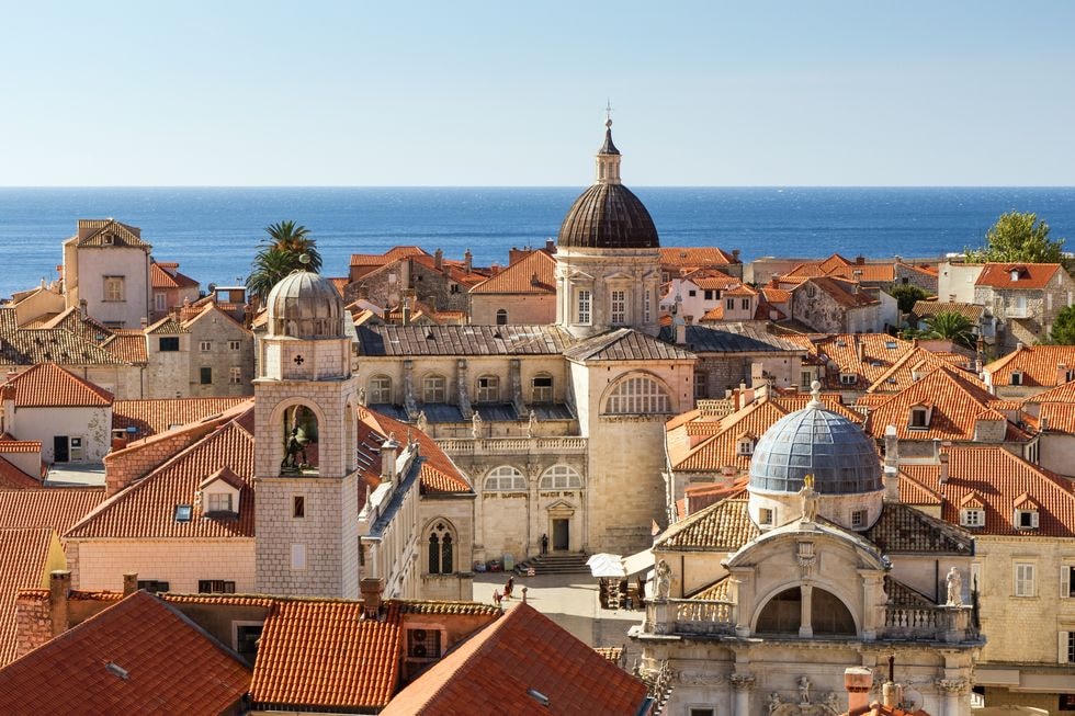 Dubrovnik, thành phố biển thời Trung cổ với vẻ đẹp tráng lệ. Ảnh: Country Living.  