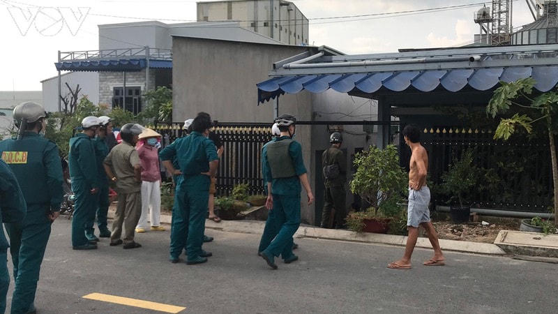 Hai cha con bị đánh trọng thương vì nhắc nhở 'quái xế'