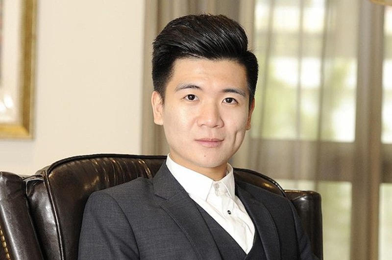 Ông Đỗ Quang Vinh chính là con trai cả của ông Đỗ Quang Hiển, Chủ tịch HĐQT SHB