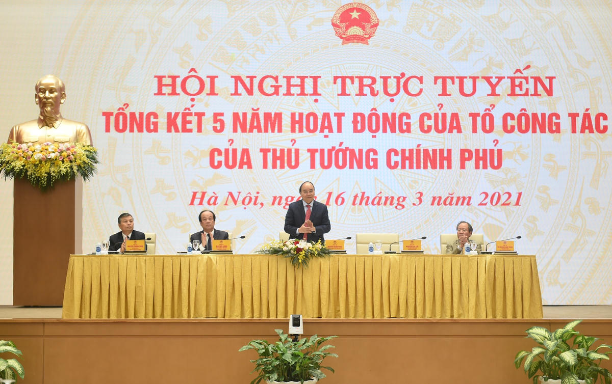Thủ tướng chủ trì Hội nghị trực tuyến tổng kết 5 năm Tổ công tác. Ảnh VGP/Quang Hiếu.