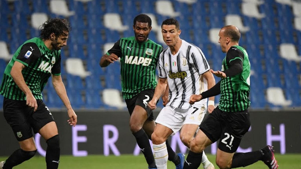 Roando ghi bàn, Juventus nuôi hy vọng dự Champions League. Ảnh: Reuters.