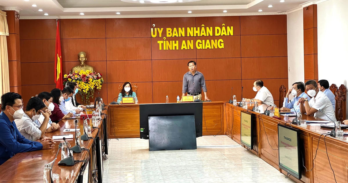 Phó Chủ tịch UBND tỉnh An Giang Trần Anh Thư phát biểu tại buổi lễ.