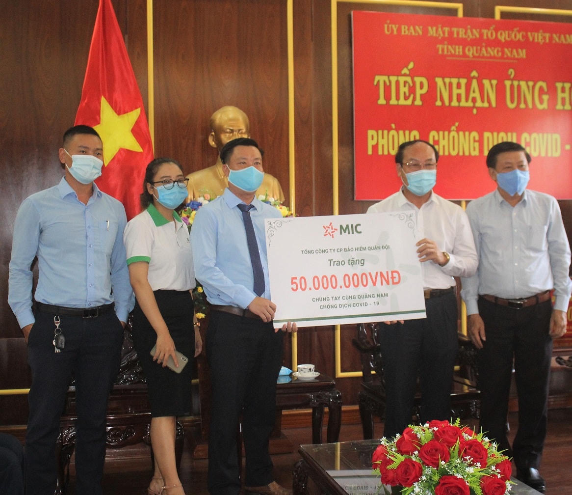 Mặt trận tỉnh Quảng Nam ủng hộ chống dịch Covid-19
