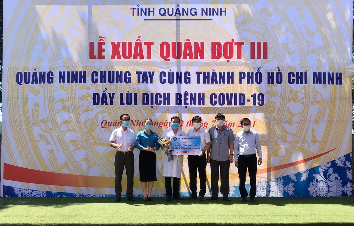 Quảng Ninh: 70 y bác sĩ xuất quân 'chia lửa' cho tuyến đầu chống dịch ở TP Hồ Chí Minh