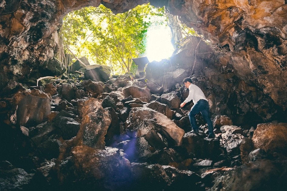 Cảnh đẹp hang động núi lửa Chư Bluk trong Công viên địa chất toàn cầu Đăk Nông. (Nguồn: Ban quản lý Công viên Địa chất Đắk Nông).