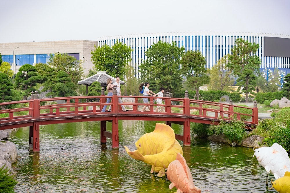 Theo chân gia đình diễn viên Mạnh Trường 'xả hơi' cuối tuần 