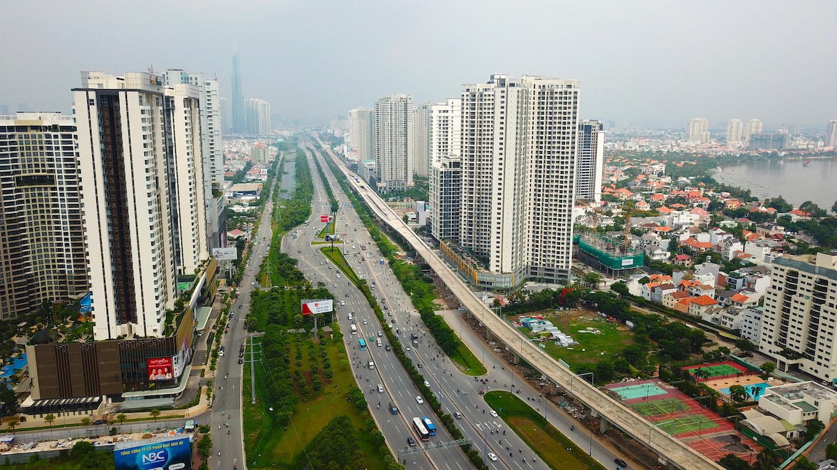Nhiều bất động sản được các ngân hàng liên tục phát mại trong thời gian gần đây