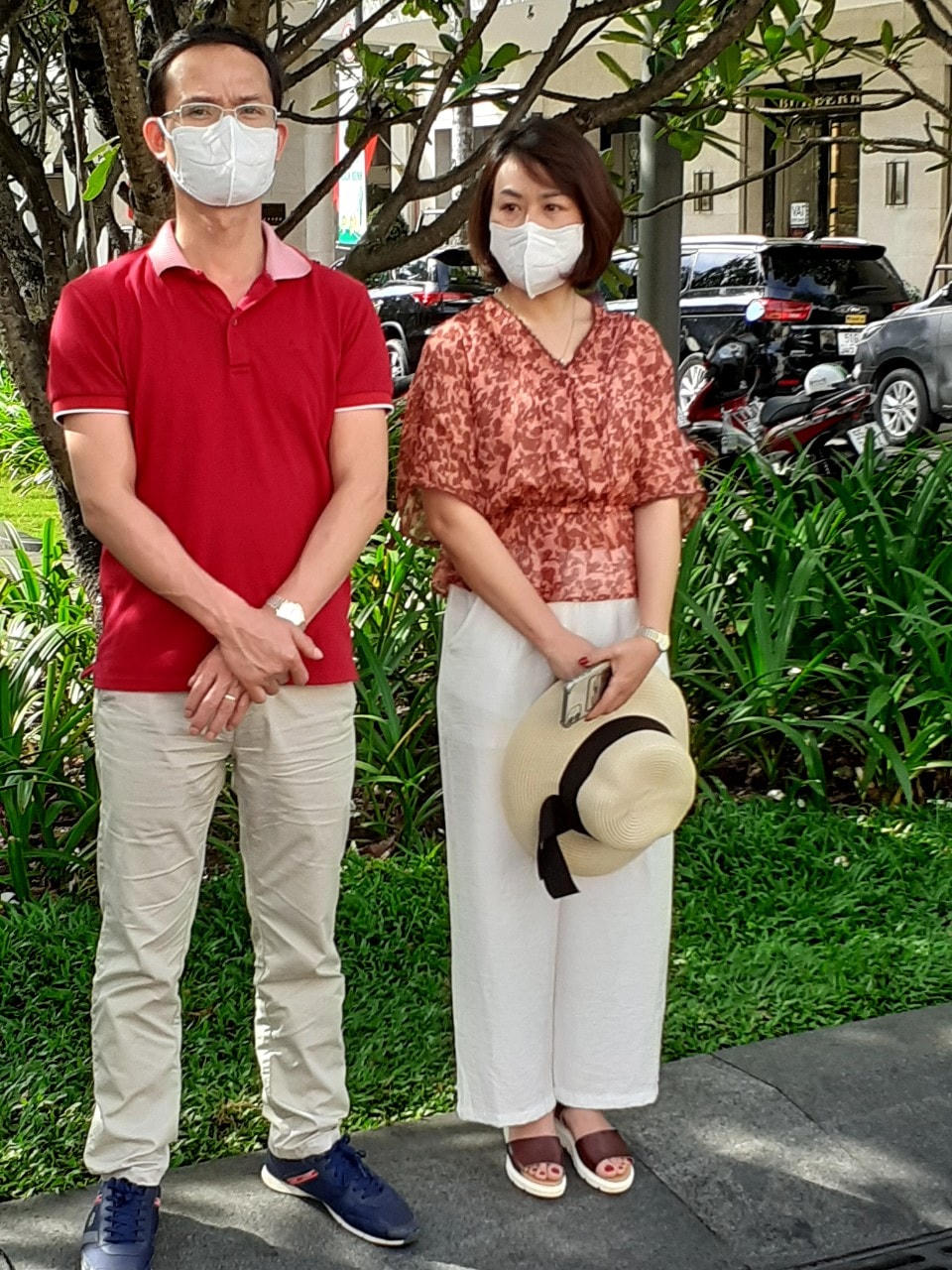 Người dân xúc động chờ đón và tiễn biệt người lãnh đạo có tài, có tâm.
