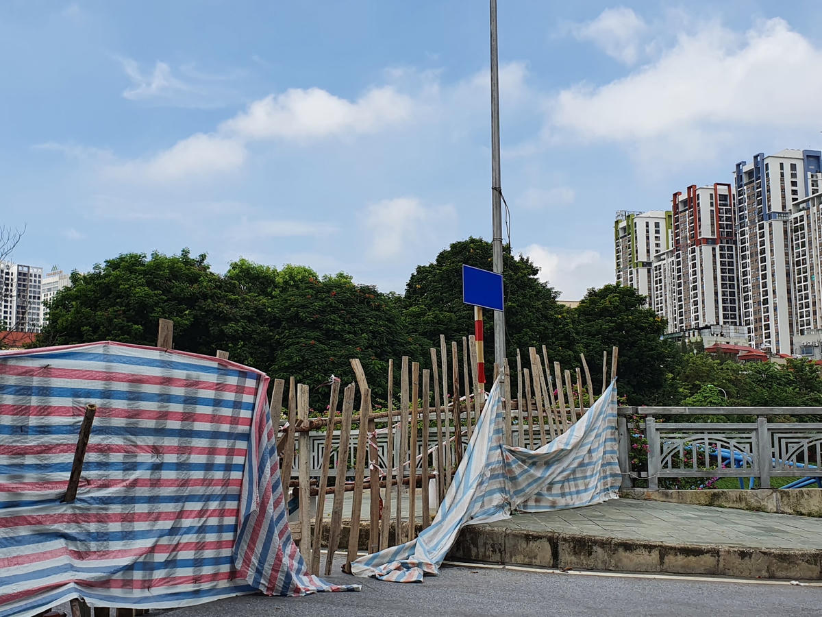 Hầu hết người dân đều đồng tình với cách làm này của chính quyền địa phương. Việc làm này được kì vọng sẽ giúp hạn chế tối đa việc di chuyển giữa các vùng của người dân, tăng cường công tác phòng chống dịch.