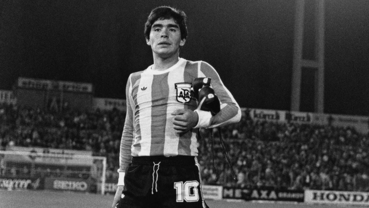 Maradona tỏa sáng ở World Cup trẻ 1979.
