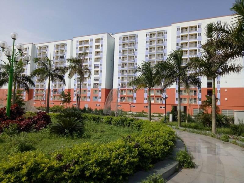 Tòa nhà A1 thuộc chung cư C5 ở TP Thanh Hóa bị phong tỏa sau khi có một công dân cư trú ở đây mắc Covid-19.