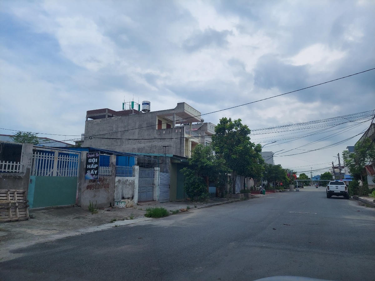 Khu đất 9,2 ha đã bị lấn chiếm, xây cả trăm căn nhà kiên cố như một khu phố.