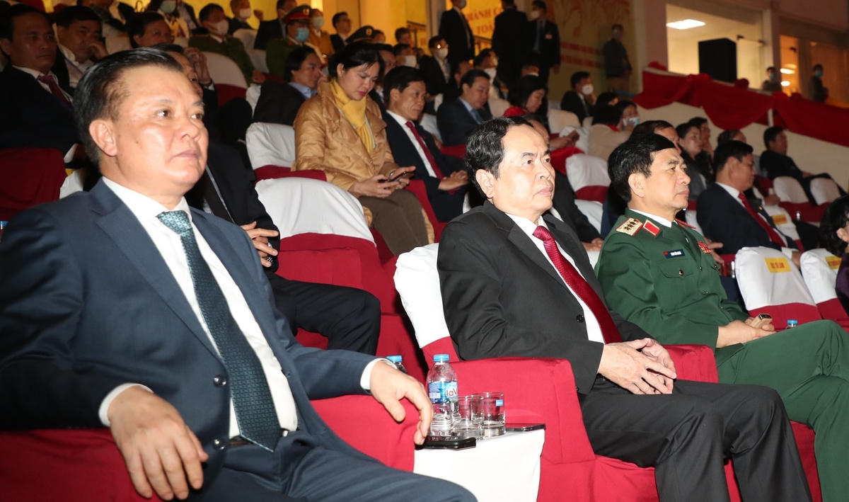 Các đại biểu dự chương trình 
