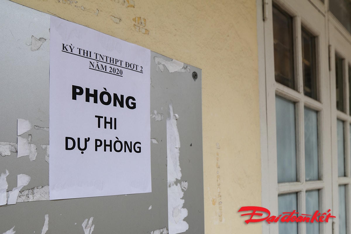 Phòng thi tại điểm thi trường THPT Việt Đức, Hoàn Kiếm, Hà Nội.
