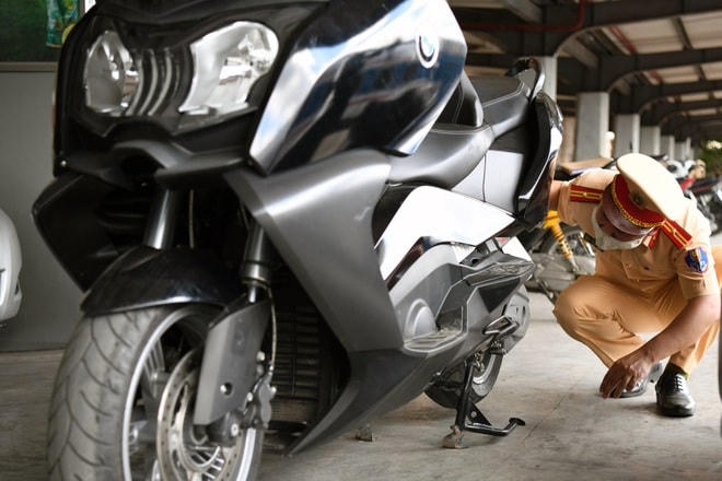 Chiếc BMW hàng hiếm ở Việt Nam.