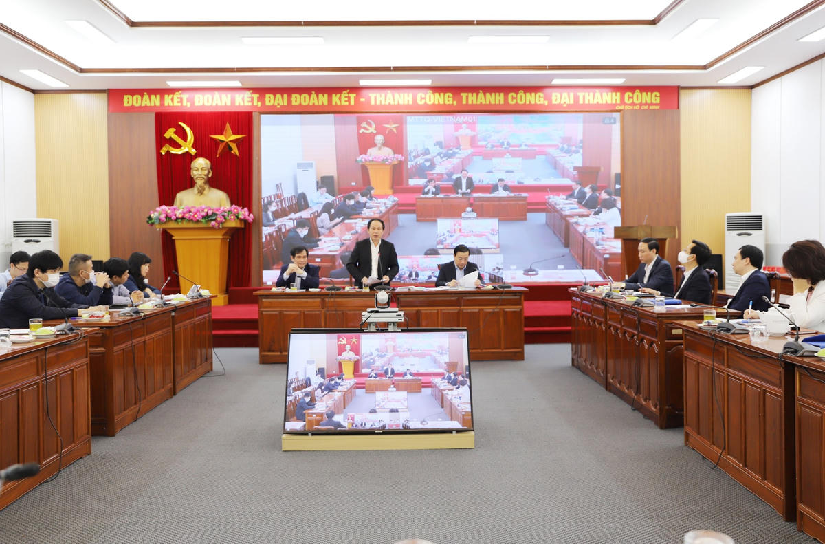 Quang cảnh cuộc họp
