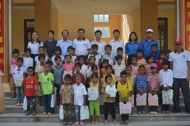 Thầy giáo trường y, 11 năm 22 lần hiến máu