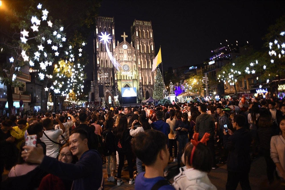 Một Noel ở Nhà thờ Lớn Hà Nội.