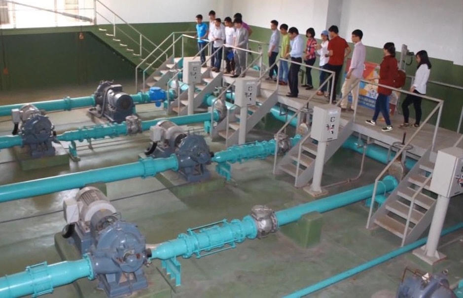 Sinh viên Trường ĐH Thủy Lợi đi thực tế tại các doanh nghiệp.