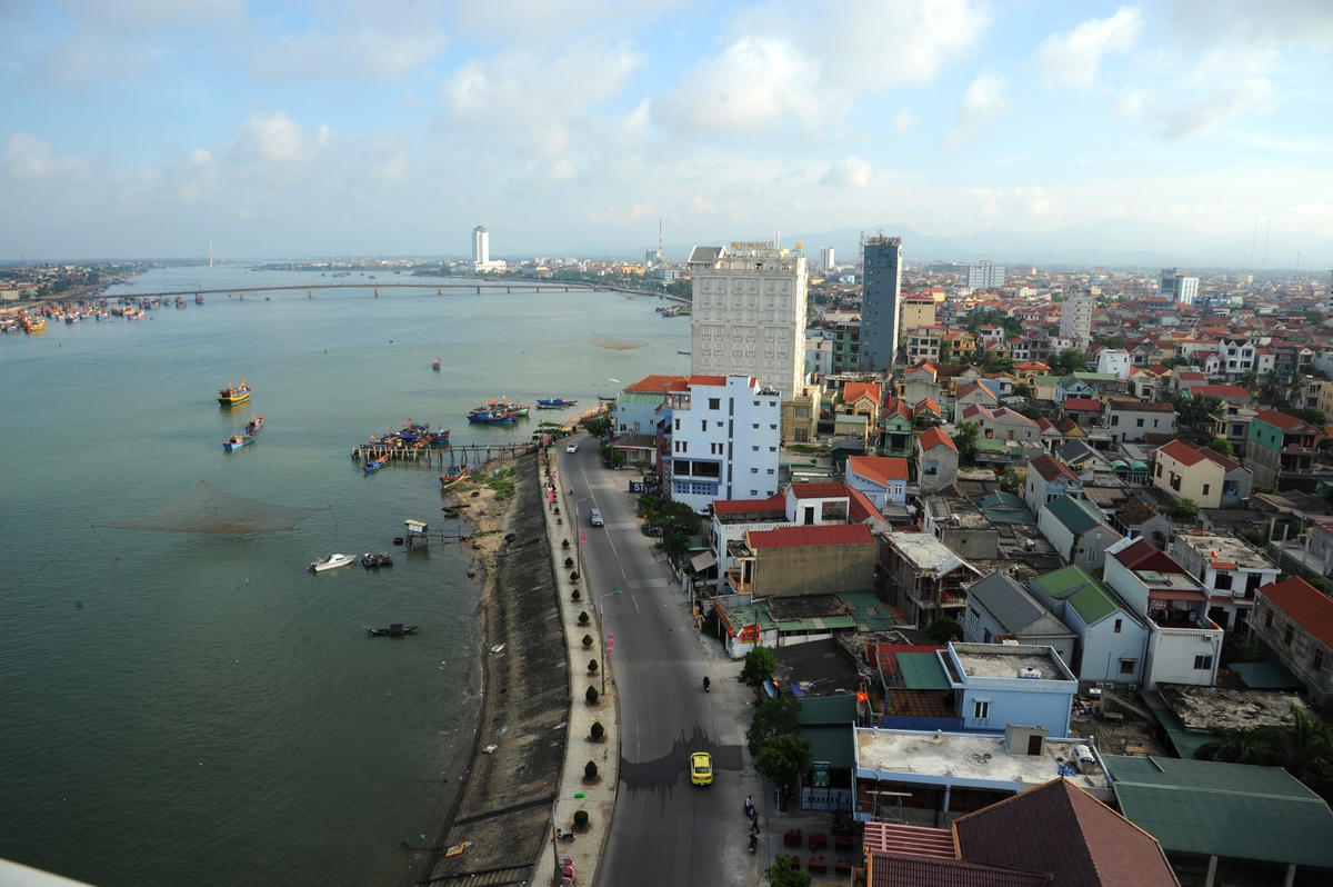 Nhiều doanh nghiệp và hộ gia đình ở tỉnh Quảng Bình xin gia hạn nộp thuế.