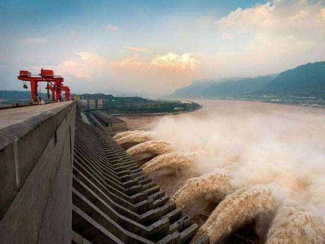 Trung Quốc bác tin đập Tam Hiệp biến dạng vì mưa lũ - 1Nhấn để phóng to ảnhĐập Tam Hiệp chịu sức ép lớn do mưa lũ kéo dài ở Trung Quốc. (Ảnh: China Daily).