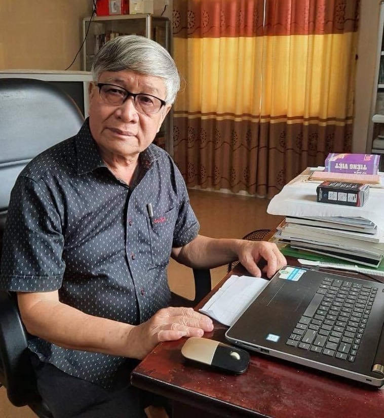 Nhà  thơ Hoàng Vũ Thuật.