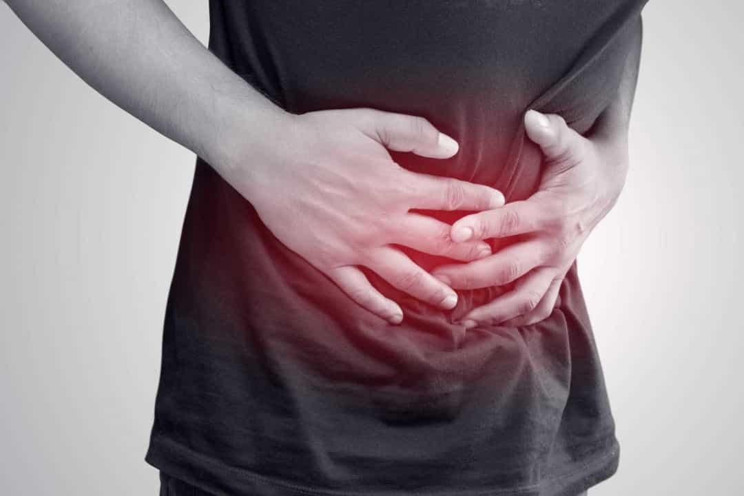 Tình trạng viêm dạ dày tồi tệ hơn - Sữa có thể làm trầm trọng thêm các cơn đau dạ dày và làm trầm trọng hơn tình trạng viêm dạ dày. Ban đầu, sữa có thể làm giảm axit dịch vị, nhưng cuối cùng nó làm tăng sản xuất axit này.