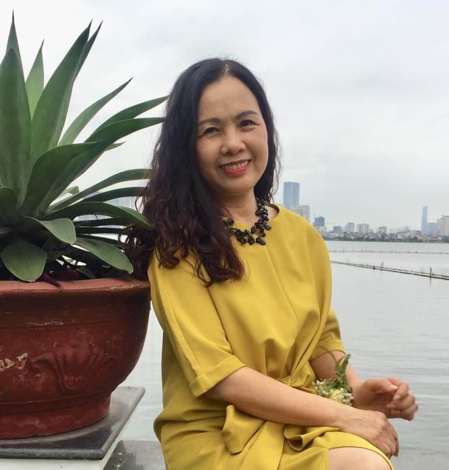 Nhà văn Thùy Dương.