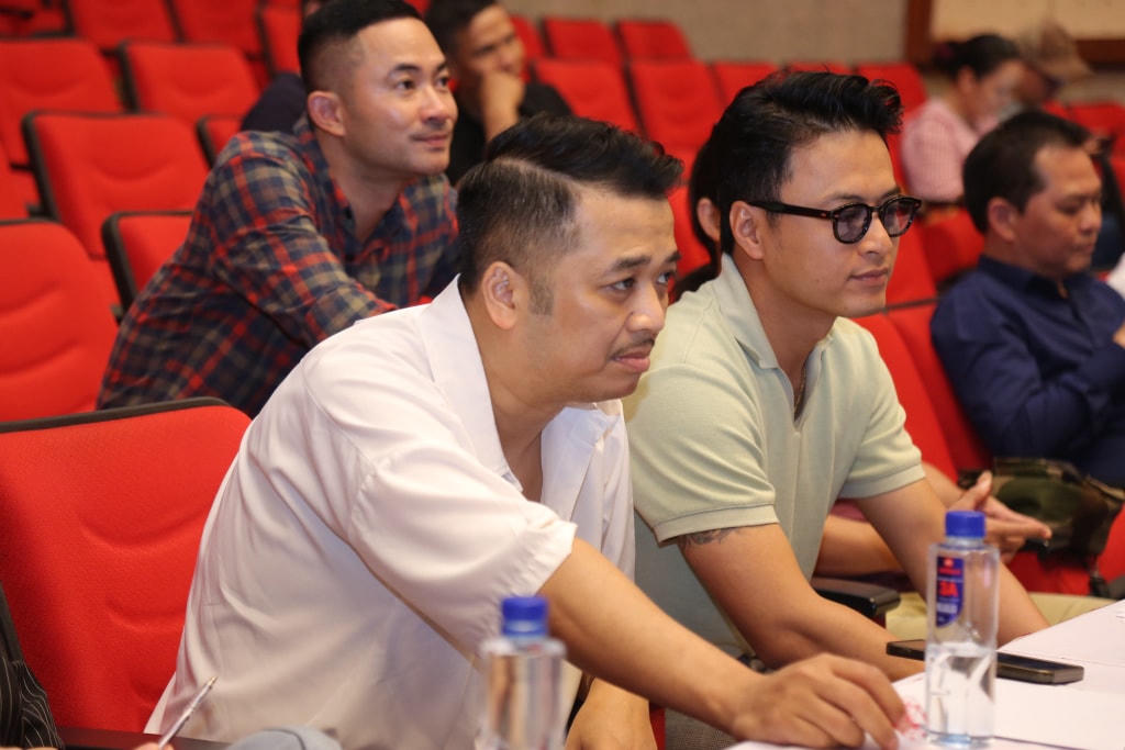 NSƯT Phùng Tiến Minh cho biết anh áp lực khi lần đầu thử sức với vai trò mới.  