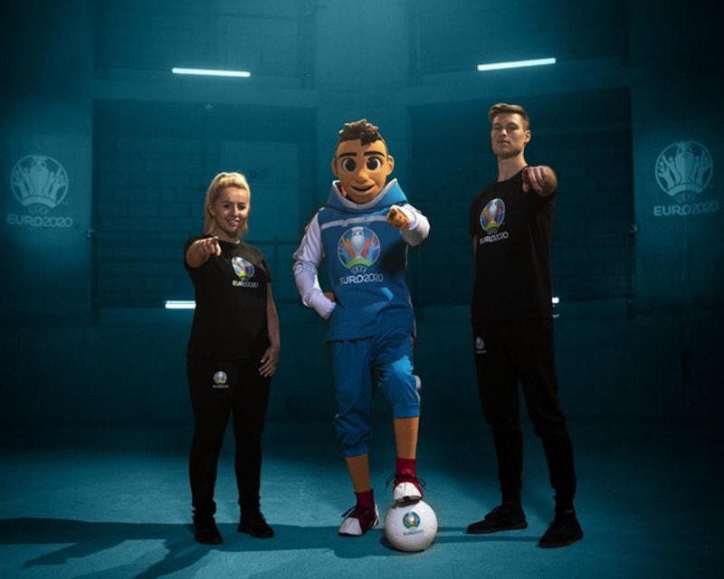 EURO 2020 lựa chọn Skillzy là linh vật của giải đấu.