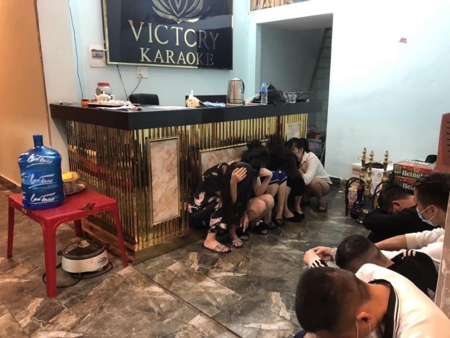 Quảng Ninh: Triệt phá nhóm đối tượng tổ chức sử dụng ma túy giữa mùa dịch