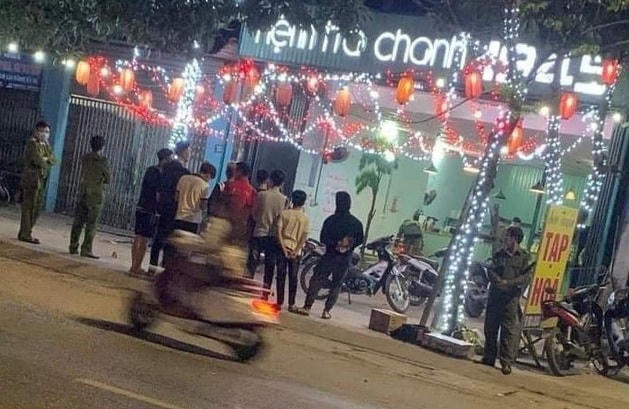 Hiện trường xảy ra vụ án mạng khiến 3 người thương vong.