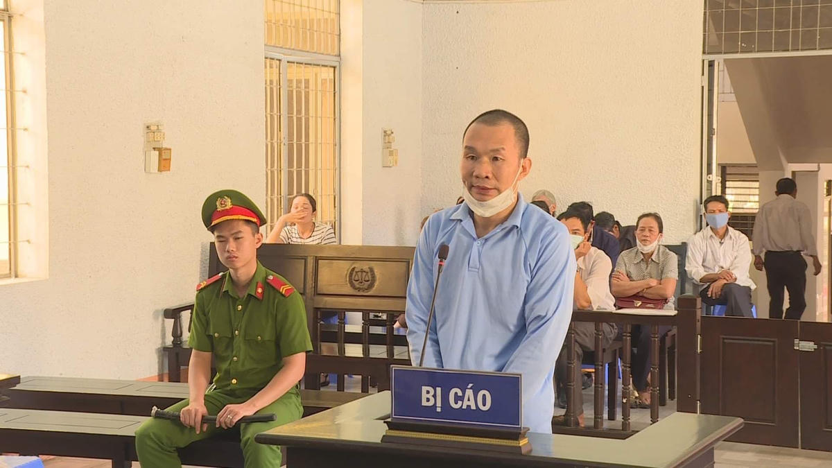 Bị cáo Phạm Văn Tốt tại phiên tòa.