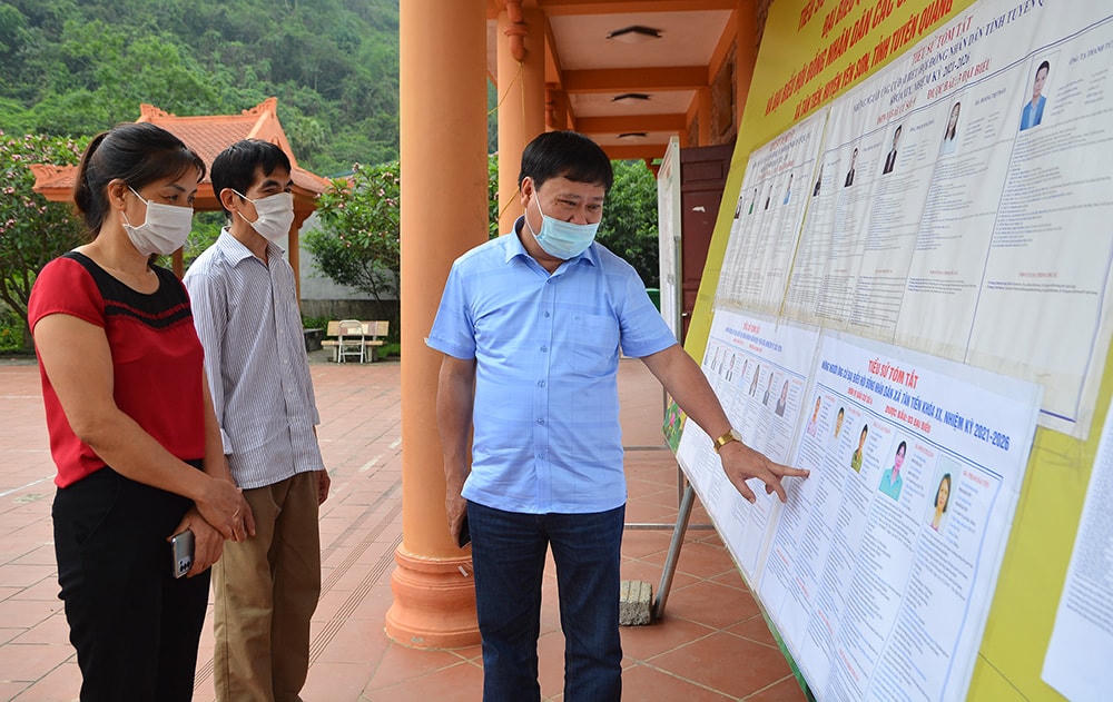 Bầu cử tại xã Tân Tiến (huyện Yên Sơn, tỉnh Tuyên Quang).