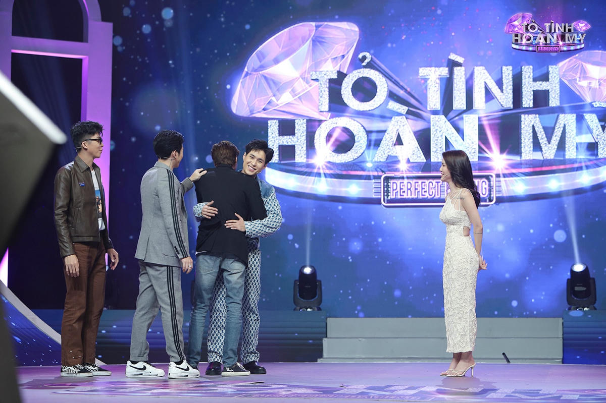 Otis bất ngờ "quay xe" nhường lại màn tỏ tình cho người bạn thân Tuấn Dương. Ảnh: Perfect Universe.