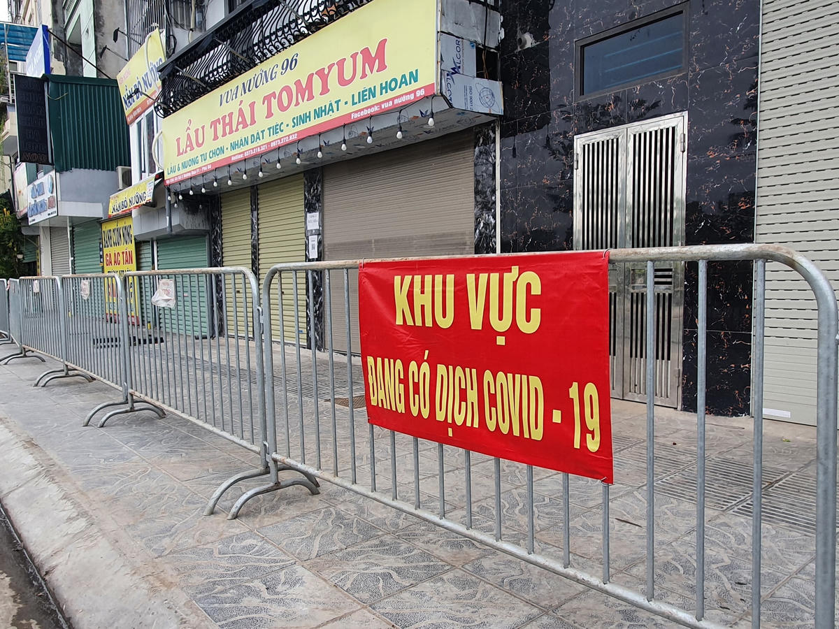 Các chuyên gia 'khuyên' gì khi Hà Nội có số ca Covid-19 tăng mạnh?