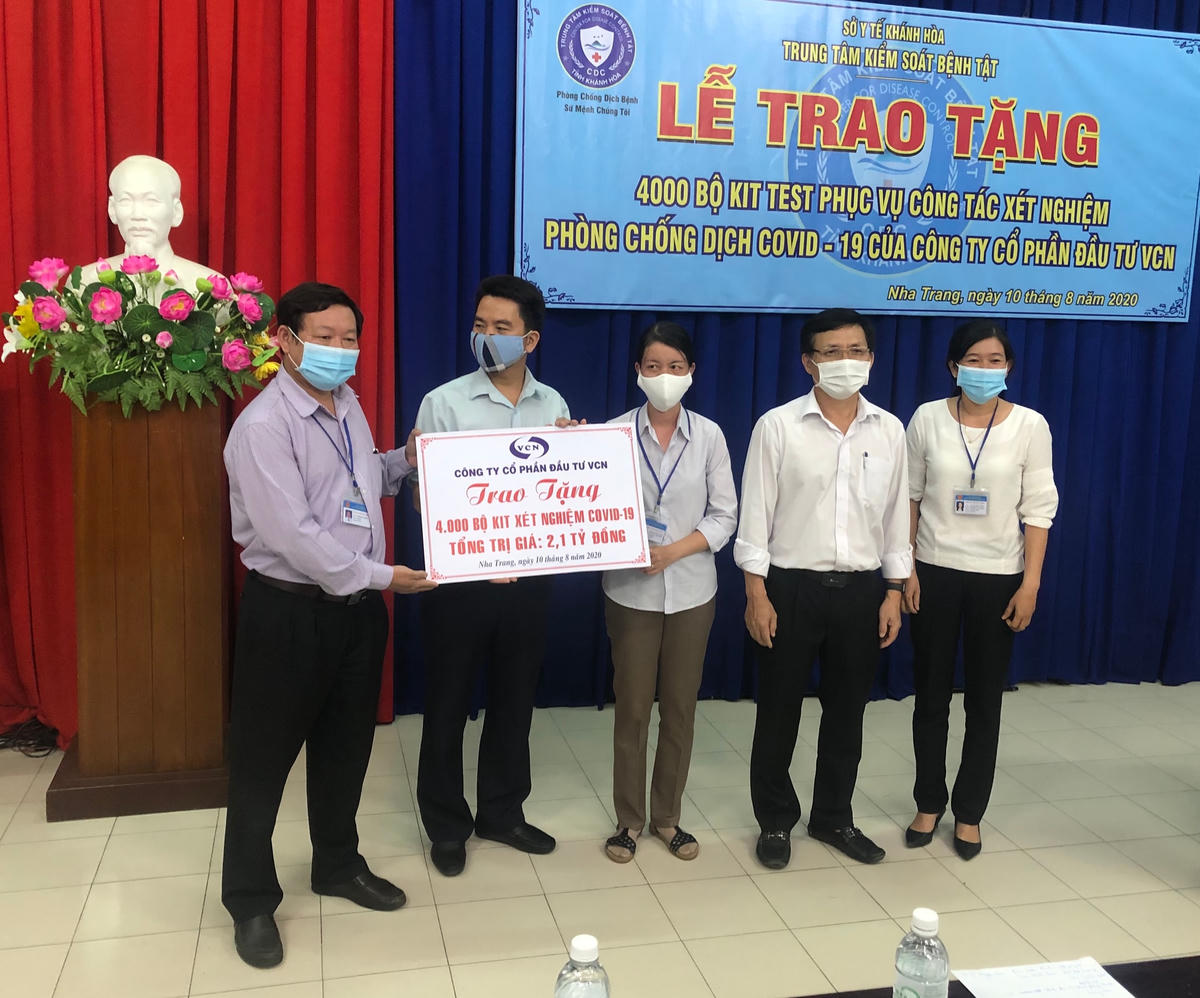 Sở Y tế Khánh Hòa tiếp nhận 4.000 bộ Kit test xét nghiệm Covid-19