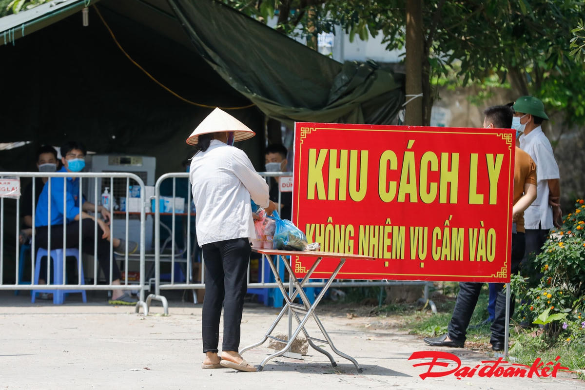 [ẢNH] Kim Sơn: Người dân, cán bộ, … cùng ‘gồng mình’ chống dịch