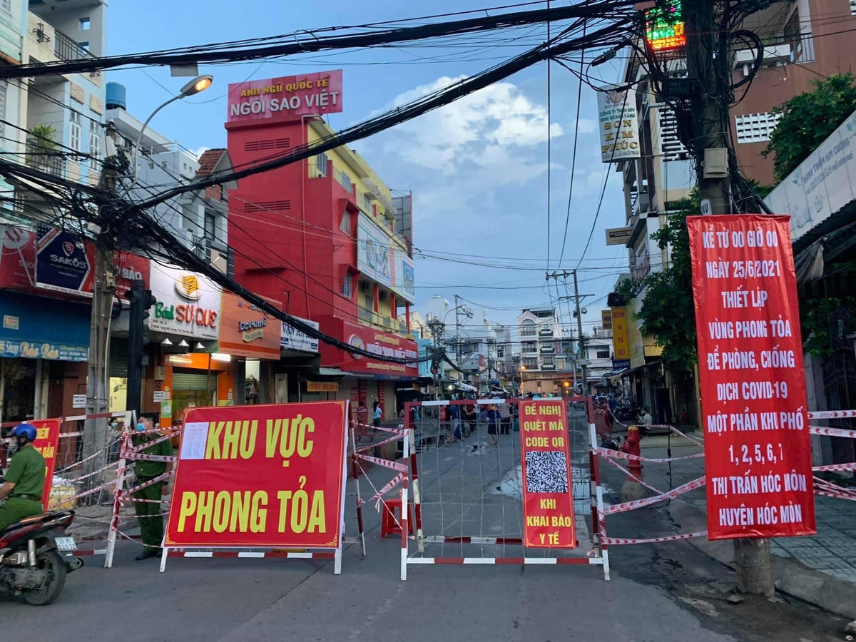 Một điểm phong tỏa chống Covid-19 ở TP HCM.