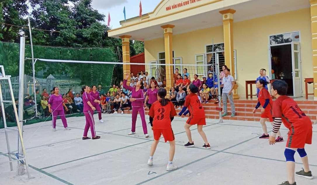 Đời sống văn hóa của bà con Ninh Bình ngày một nâng cao.
