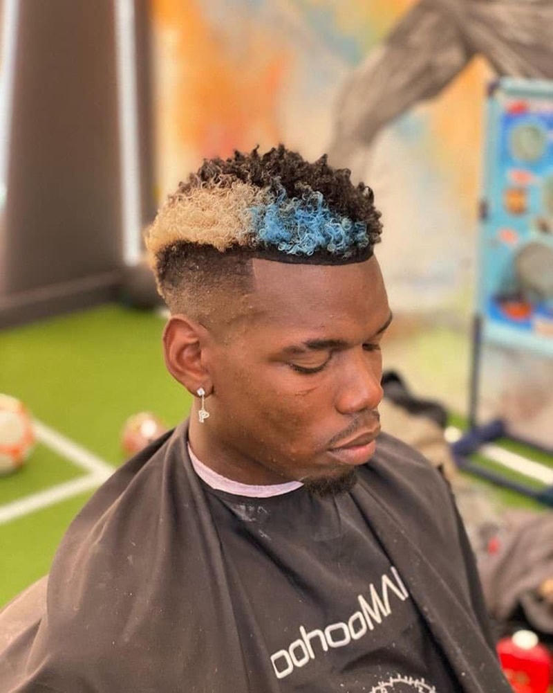 Pogba cho ra mắt kiểu tóc mới trước trận gặp Leeds United.