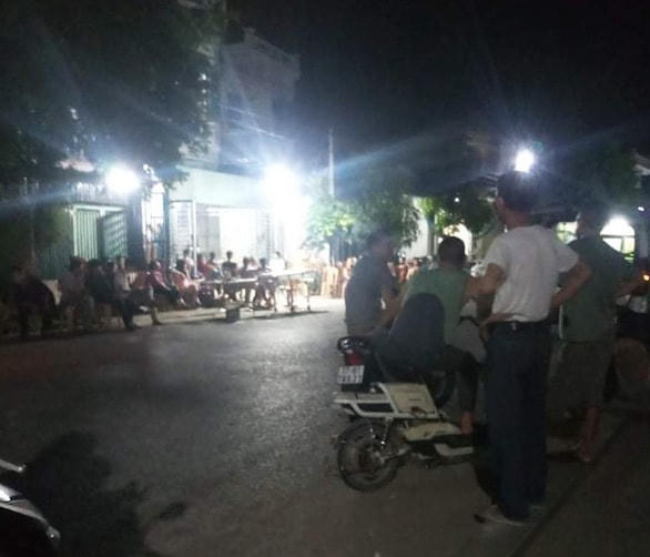 Việc hậu sự của chị Hương đang được thân nhân, xóm giềng tiến hành