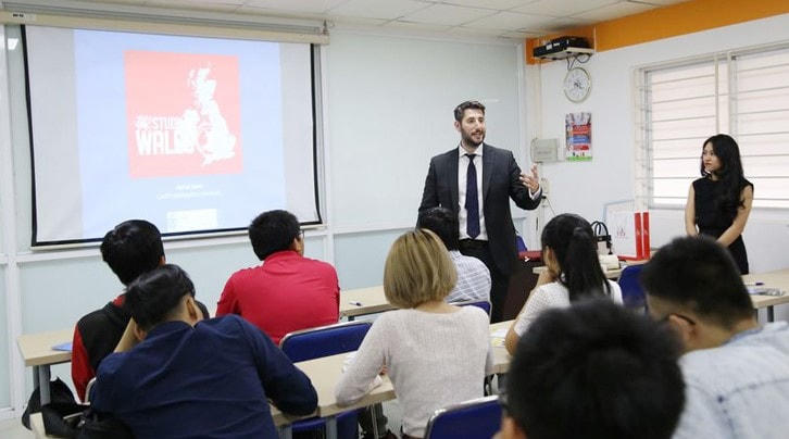 Cần sớm có những đề xuất quy định giữa các chứng chỉ ngoại ngữ để tạo thuận lợi cho người sử dụng.