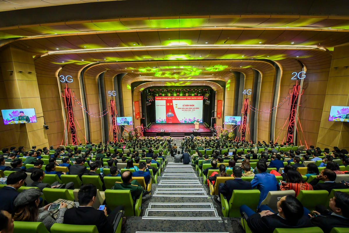 Toàn cảnh buổi lễ.